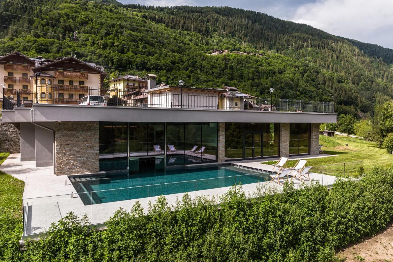 Gaia Residence Hotel Mezzana  Bagian luar foto
